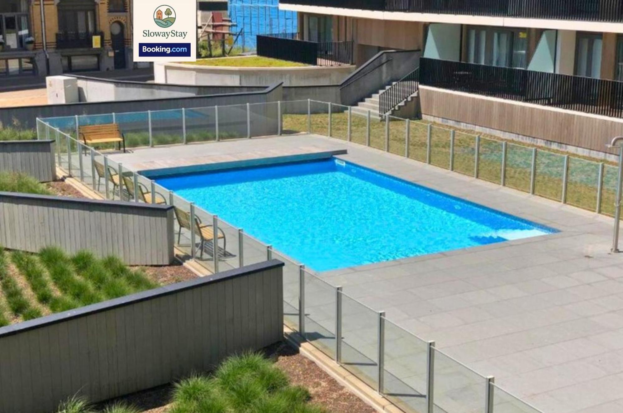 Elegant One Bedroom Apartment With Sea Views & Pool By Slowaystay Serviced Accommodation & Short Lets Oostende Kültér fotó